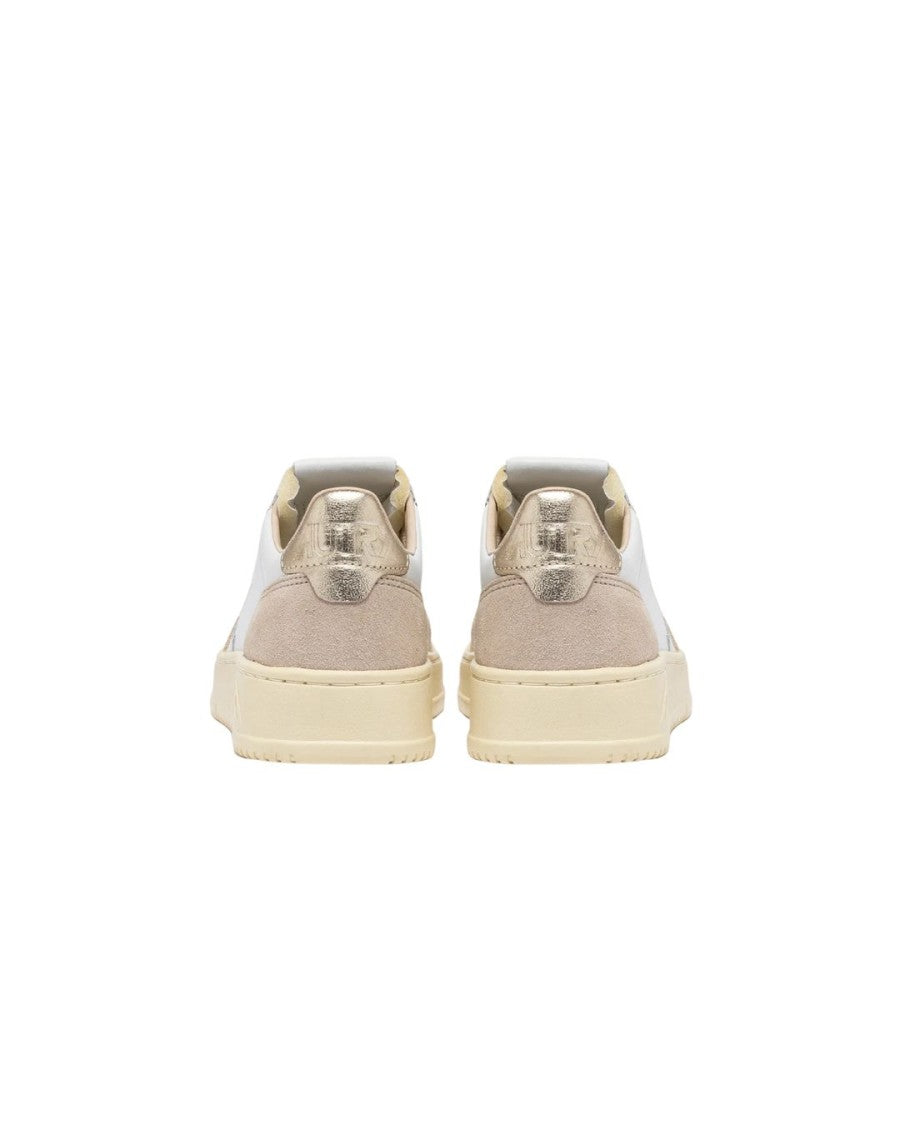 Autry Medalist Low Sneakers In White Leather