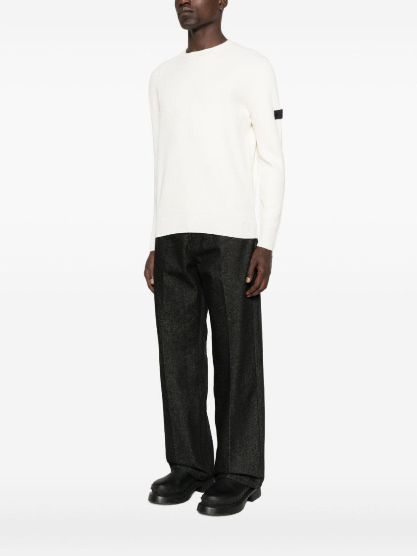 Peuterey Minimalist White Sweater With Ribbed Texture