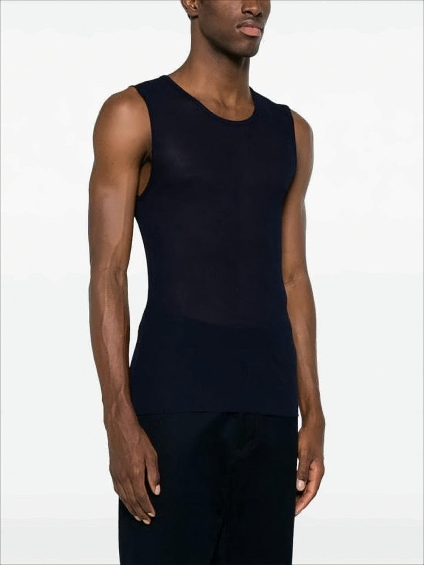 Ami Fitted Sleeveless Tank Top