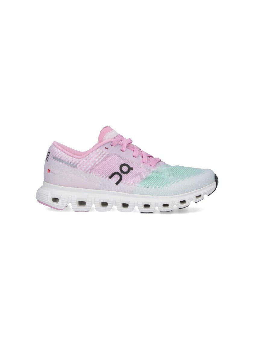 On Gradient Design Sneakers With Segmented White Sole