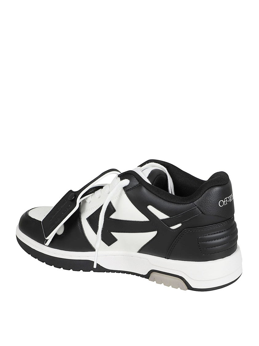 Off-White Low-Top Sneakers With Distinctive Color Block Design