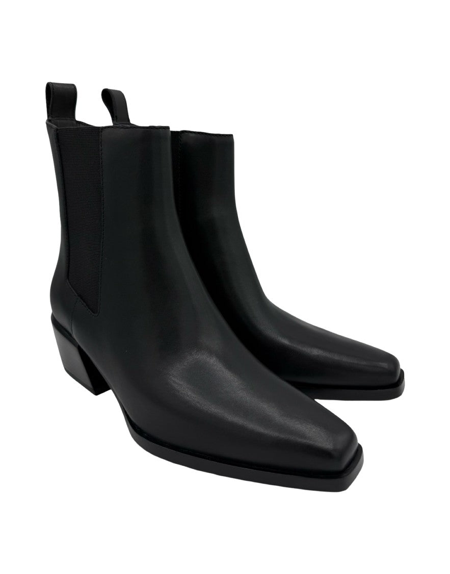 Rag & Bone Smooth Leather Chelsea Boot With Pointed Toe