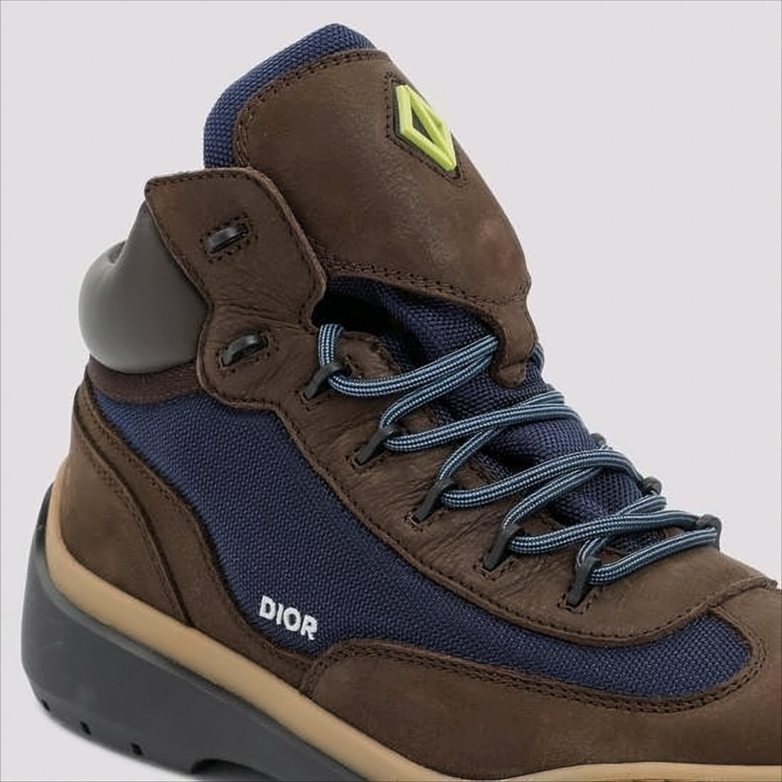 Christian Dior High-Top Brown Calf Leather Boots With Padded Collar
