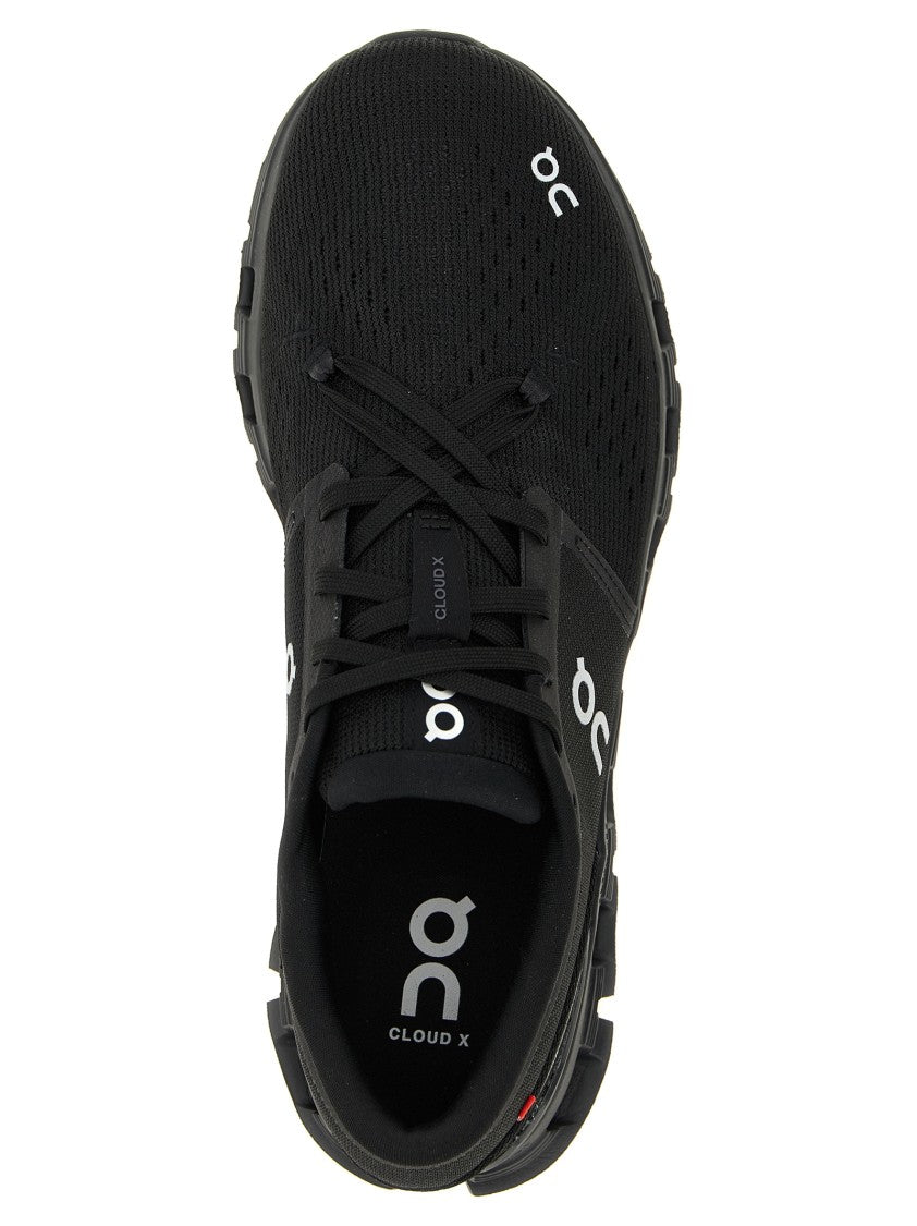 On 'Cloud X 4' Sneakers