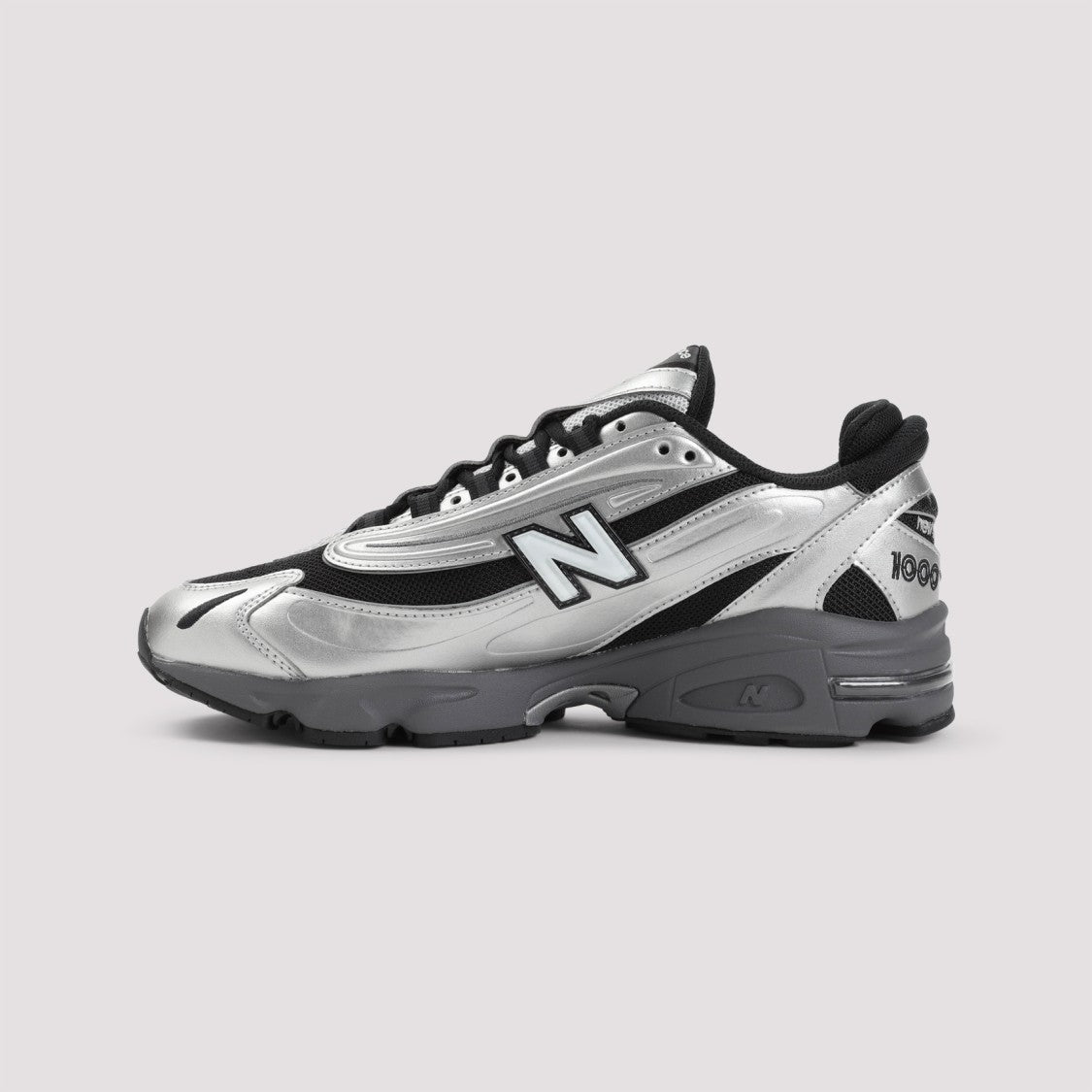 New Balance Sporty Silver Sneakers With Breathable Mesh